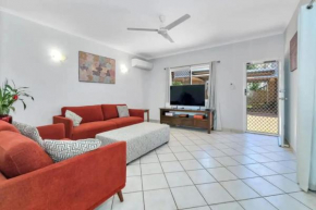 Botanic Beauty - Stunning 3 Bedroom Townhouse